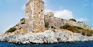 Bodrum Kalesi, Türkiye'nin liman kenti Bodrum'da yer alan ve 1402 yılında St. Jean Şövalyeleri tarafından Aziz Peter Kalesi adıyla inşa edilmiş kale. 