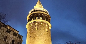 Galata Kulesi ya da müze olarak kullanılmaya başlaması sonrasındaki adıyla Galata Kulesi Müzesi, İstanbul'un Beyoğlu ilçesinde bulunan bir kuledir. Adını, 